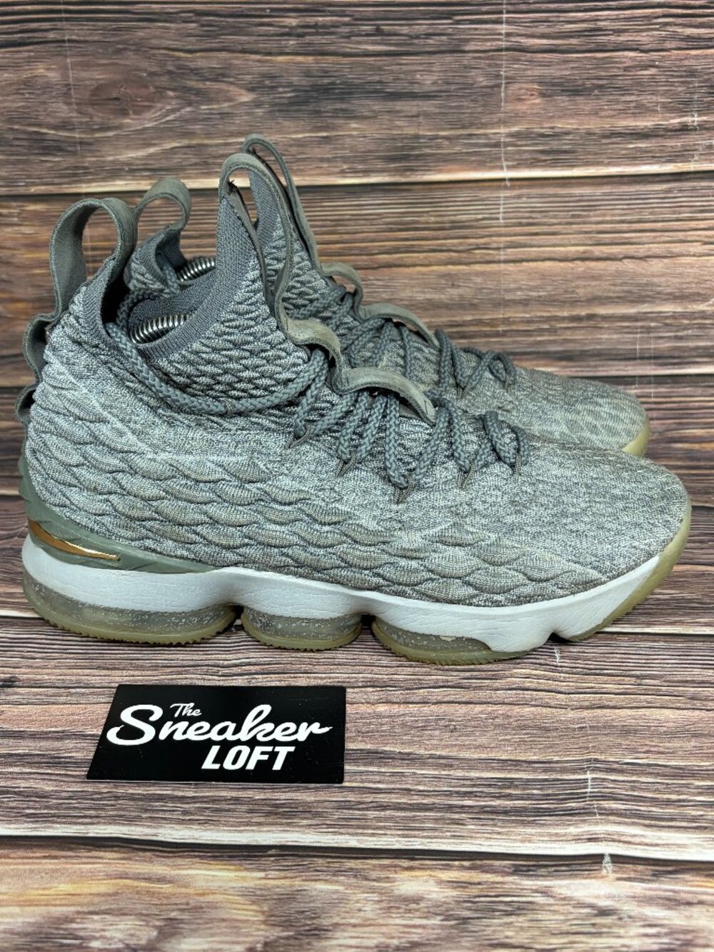 Nike Lebron 15 City Edition Wolf Grey Men's Athletic Basketball Shoes Size 8.5